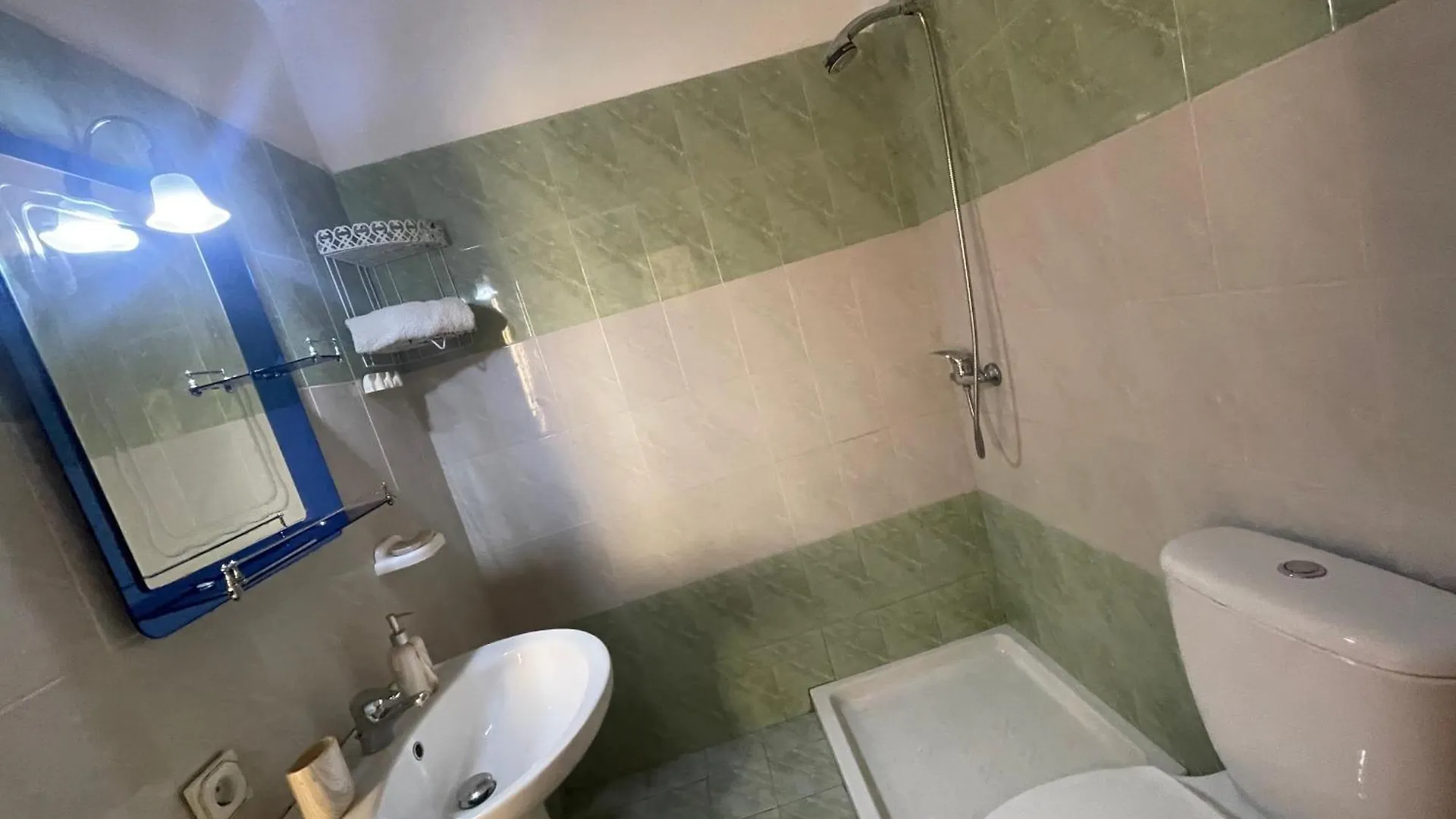 Seaside Family Apartments Sarandë