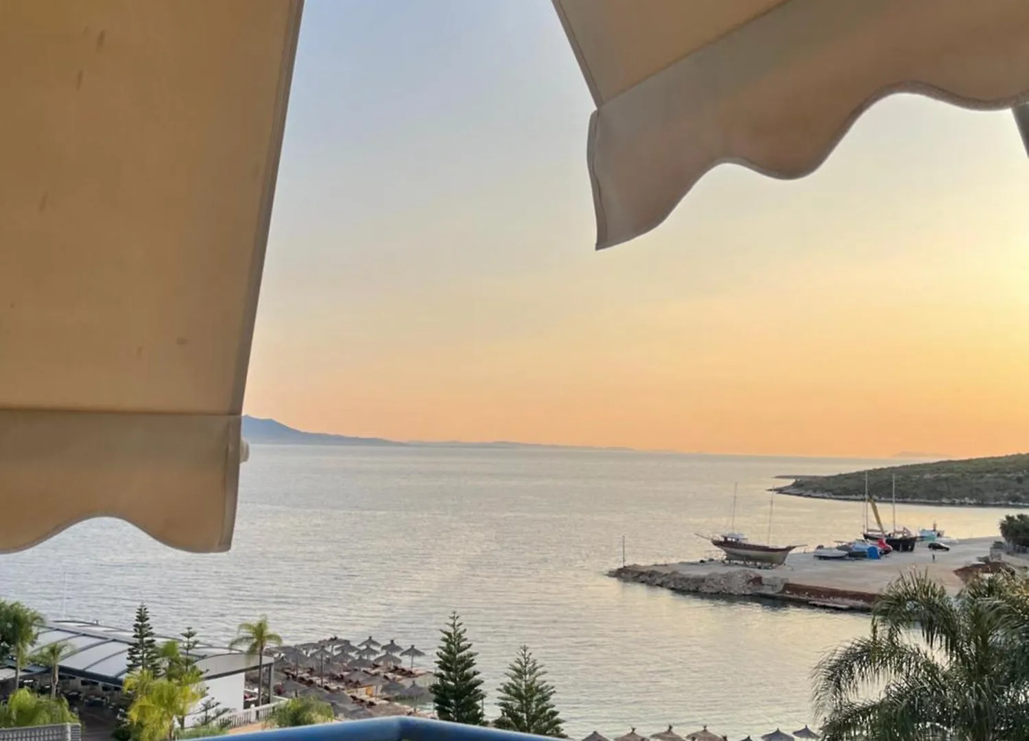 Seaside Family Apartments Sarandë